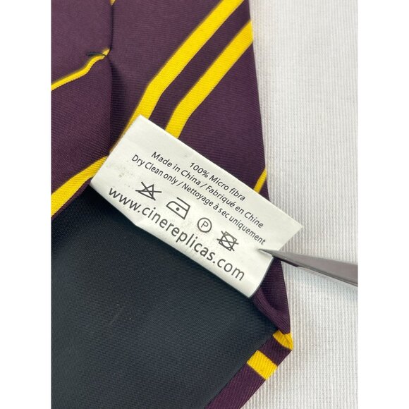 Harry Potter Gryffindor Tie Cinereplicas Burgundy Yellow Stripes - Picture 5 of 6